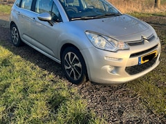 Citroën C3 - 1.2 VTi ETG Airdream Collection Aangepaste auto