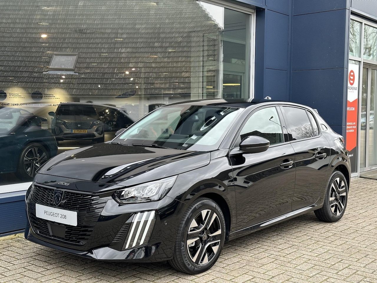 Peugeot 208 - 1.2 Turbo 100 PK Allure | Bouwjaar 2025 | € 6.750 DEMO Voordeel | Navigatie via Telefoon | - AutoWereld.nl