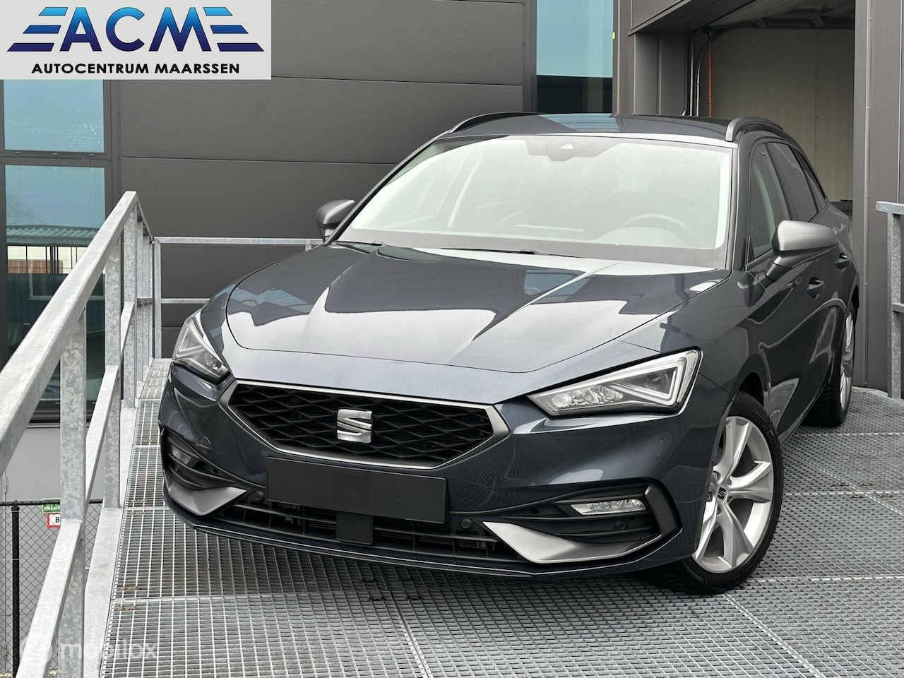 SEAT Leon Sportstourer - AUTOMAAT 1.5 eTSI FR Business - AutoWereld.nl