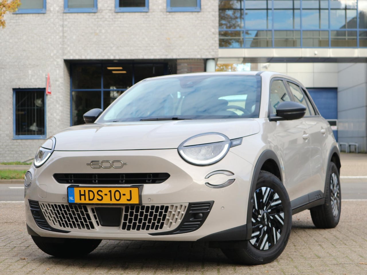 Fiat 600 - 1.2 Hybrid Urban / Keyless / Camera / Apple Carplay - AutoWereld.nl
