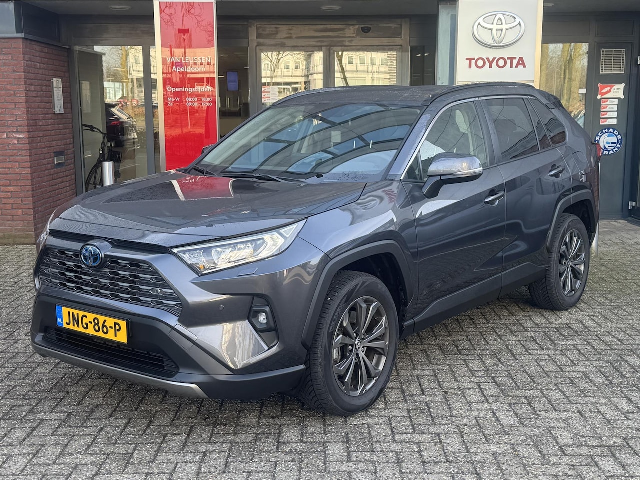 Toyota RAV4 - 2.5 Hybrid Style AD-CRUISE EL-BESTUURDERSTOEL EL-ACHTERKLEP STOEL/STUUR/VOORRUITVERW APPLE - AutoWereld.nl