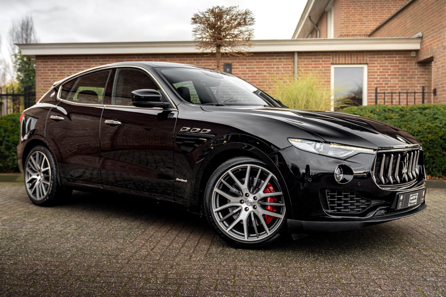 Maserati Levante - 3.0 V6 S TwinTurbo AWD GranSport 430 PK Leder Luchtvering 21'' - AutoWereld.nl