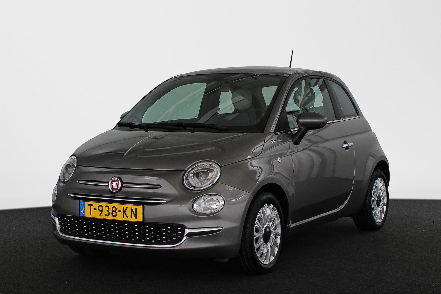 Fiat 500 - 1.0 Hybrid Dolcevita Carplay Cruise control Climate control - AutoWereld.nl
