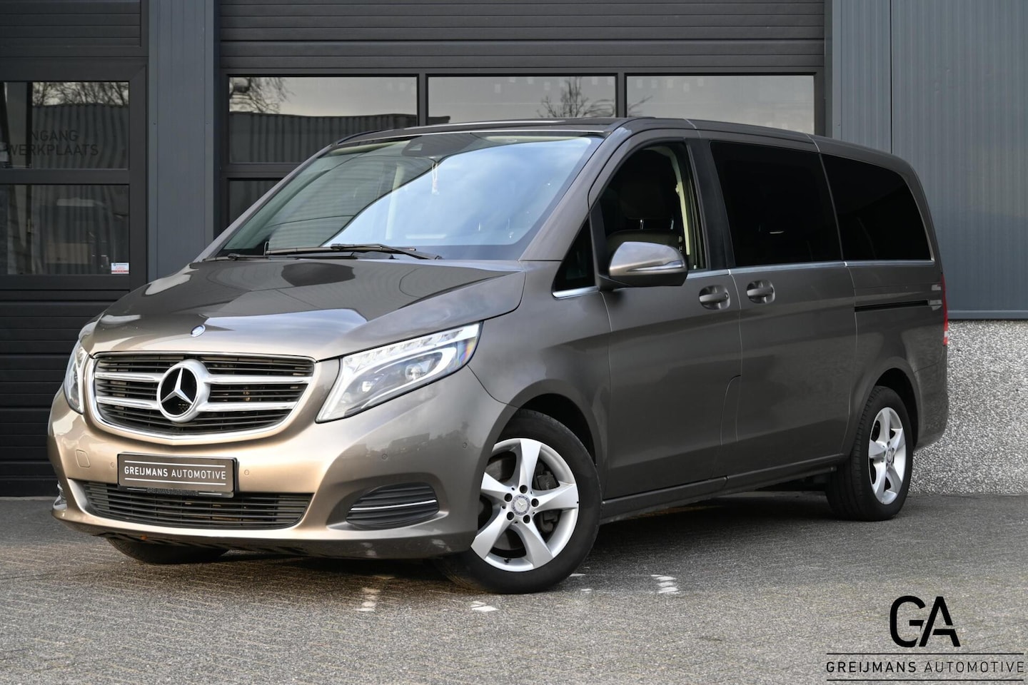 Mercedes-Benz V-klasse - 250d Lang DC Avantgarde 250d Lang DC Avantgarde - AutoWereld.nl
