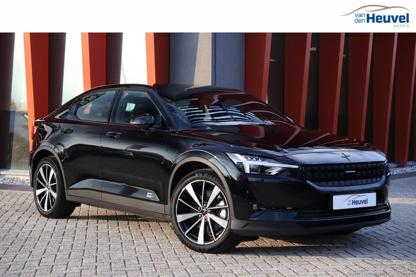 Polestar 2 - Long Range Single Motor 78 kWh | Stoelverwarming | BLIS | Pilot Assist | 360° Camera | Key - AutoWereld.nl