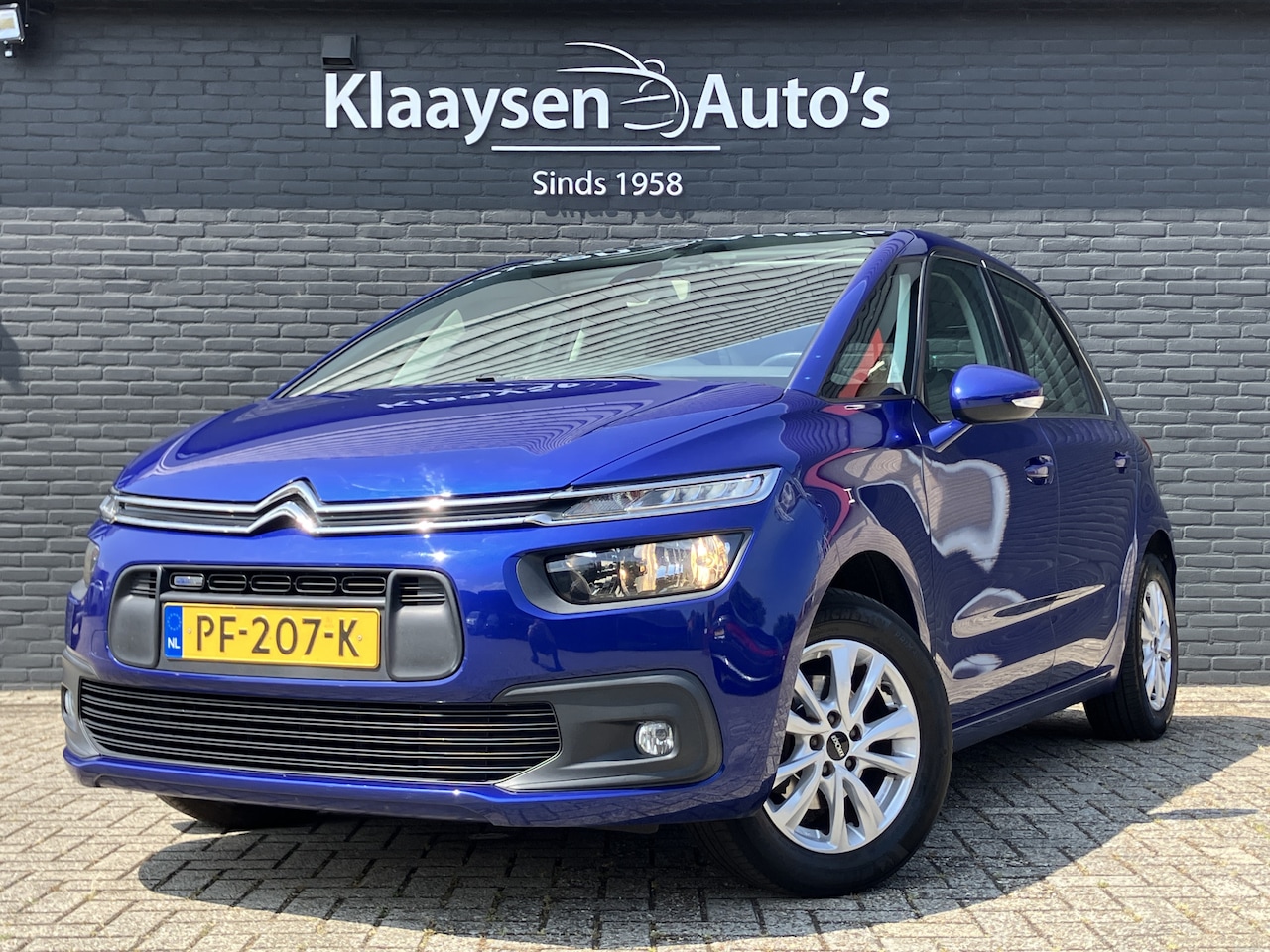 Citroën C4 Picasso - 1.2 PureTech Selection | dealer onderhouden | navigatie | cruise control | trekhaak | appl - AutoWereld.nl