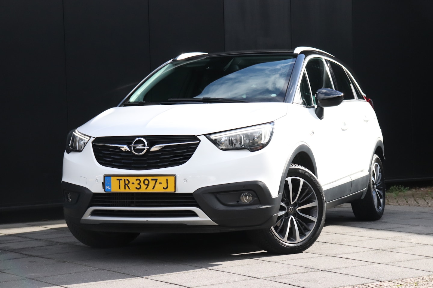 Opel Crossland X - 1.2 Turbo Online Edition automaat | APPLE CARPLAY | NAVI | KEYLESS | CRUISE - AutoWereld.nl
