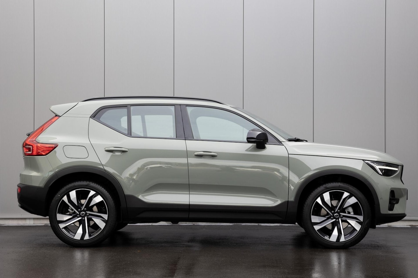 Volvo XC40 - B3 MY2026 SAMENSTELLEN EXTRA VOORDEEL - AutoWereld.nl