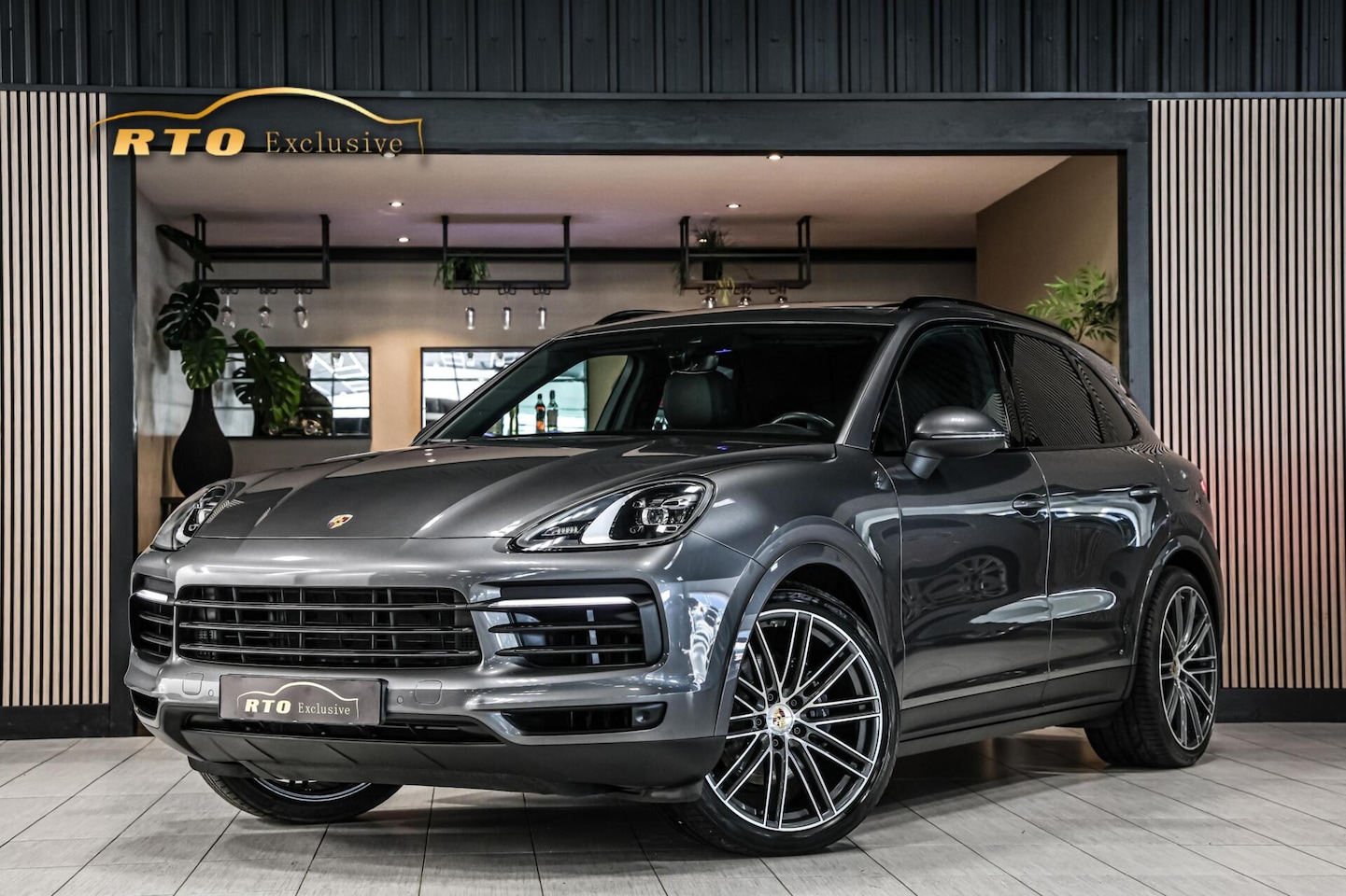 Porsche Cayenne - 3.0 E-Hybrid|leder|PASM|pano|verkoeling|21'' - AutoWereld.nl