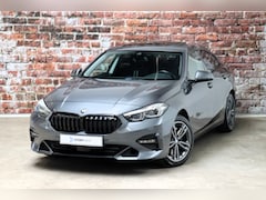 BMW 2-serie Gran Coupé - 220i Executive Sport Line Automaat / Panoramadak / Live Cockpit Professional / Sportstoele