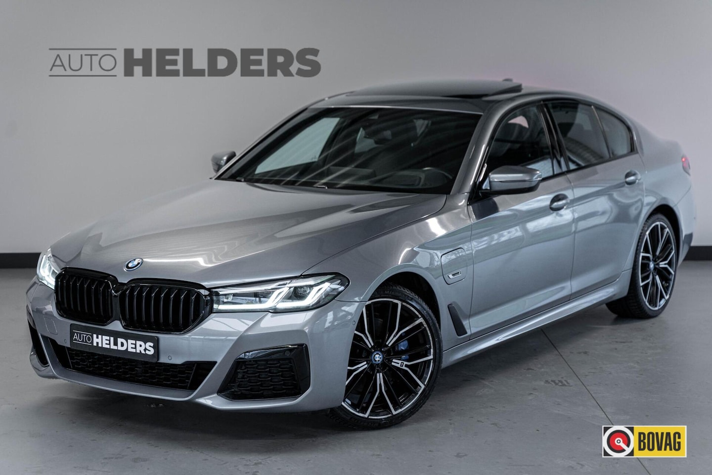 BMW 5-serie - 530e xDrive M Sport Pano HuD H&K ACC Lane 20' - AutoWereld.nl