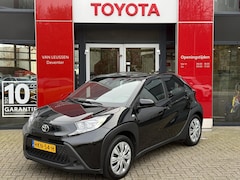 Toyota Aygo X - 1.0 VVT-i MT Play NL-AUTO Apple Car Play/Android Auto Adaptieve Cruise Control