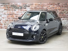 MINI Cooper - Hatchback 60 Years Edition Automaat 3 deurs / Panoramadak / Leder / Navigatiesysteem Plus