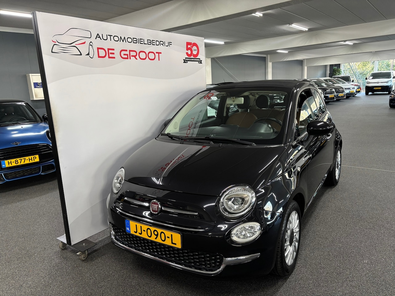 Fiat 500 C - 1.2 Lounge met volledig linnen open dak, Lederen bekleding, Airconditioning, Parkeersensor - AutoWereld.nl