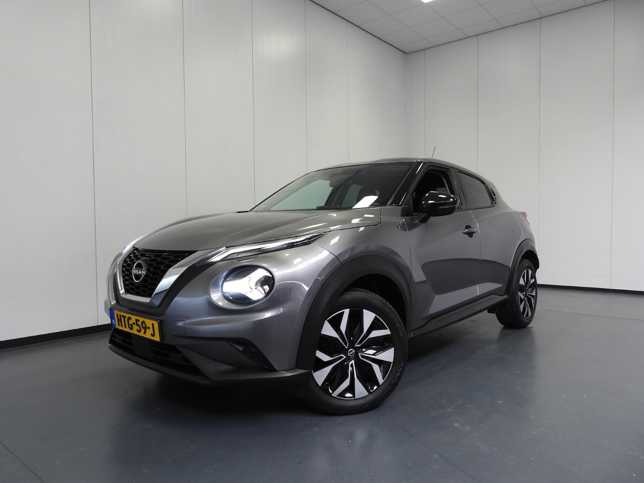 Nissan Juke - 1.0 DIG-T Acenta NAVI-APP/CAMERA/LED/AIRCO/CRUISE! - AutoWereld.nl