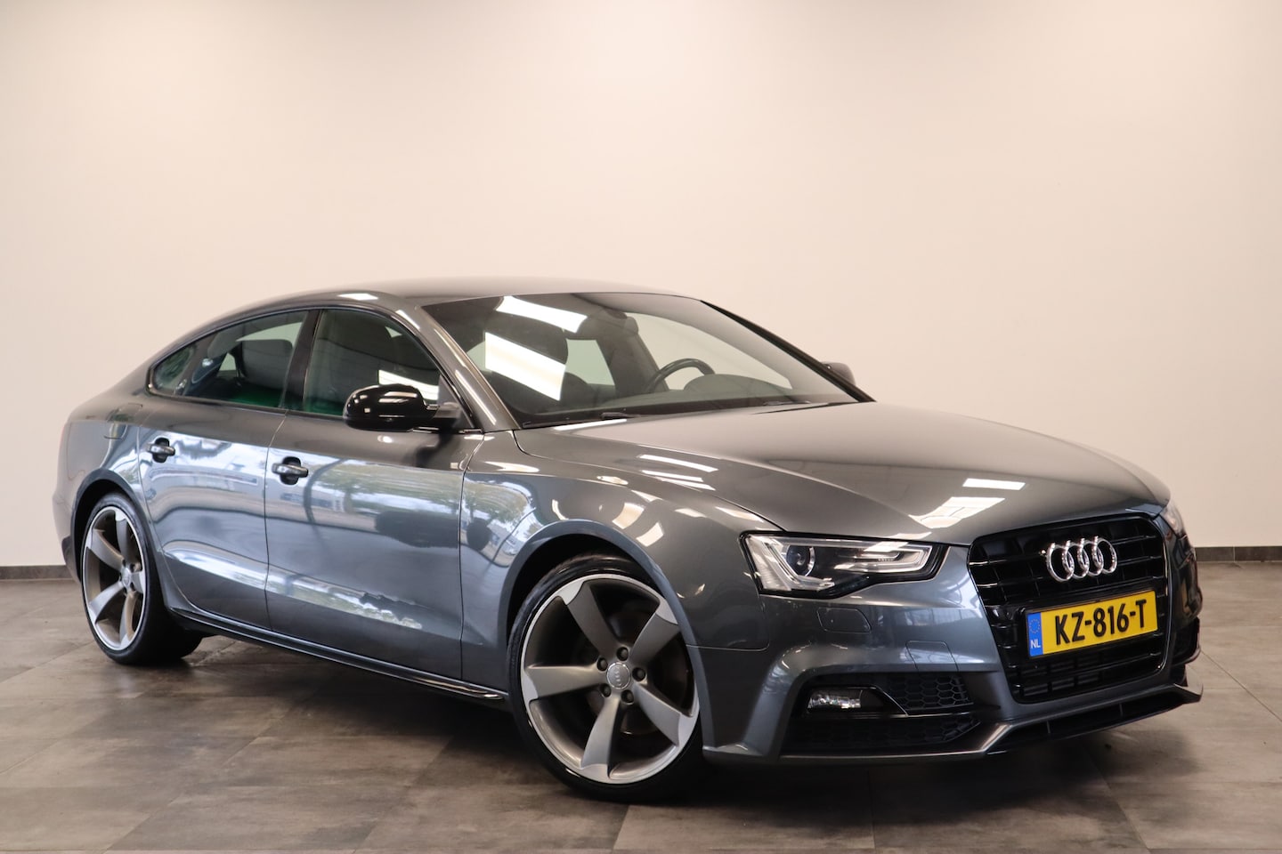 Audi A5 Sportback - 1.8 TFSI Adrenalin Sport Parkeersensoren Navi Climate Control - AutoWereld.nl