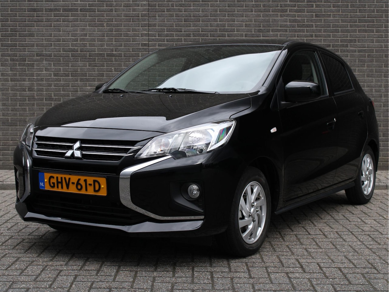Mitsubishi Space Star - 1.2 Dynamic CVT Automaat 72PK, Camera, Climate Achteruitrijcamera, Apple Carplay/Android A - AutoWereld.nl