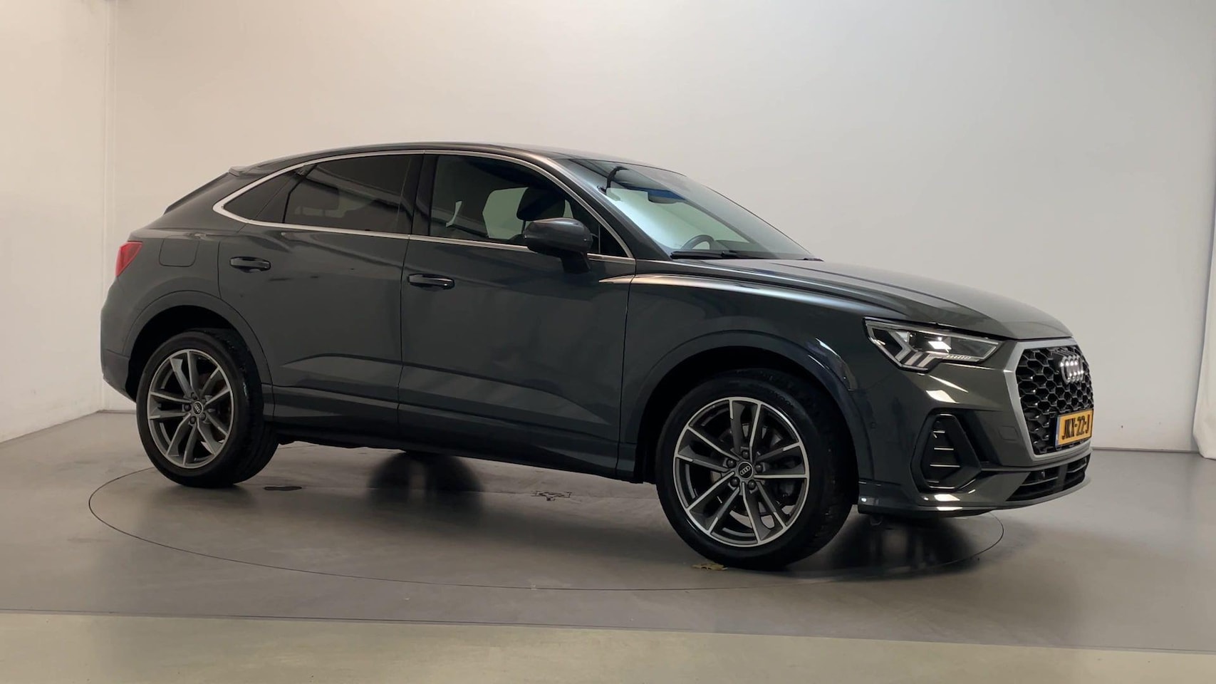 Audi Q3 Sportback - 45 TFSI e S Edition Stoelverwarming Virtual Cockpit Sfeerverlichting - AutoWereld.nl