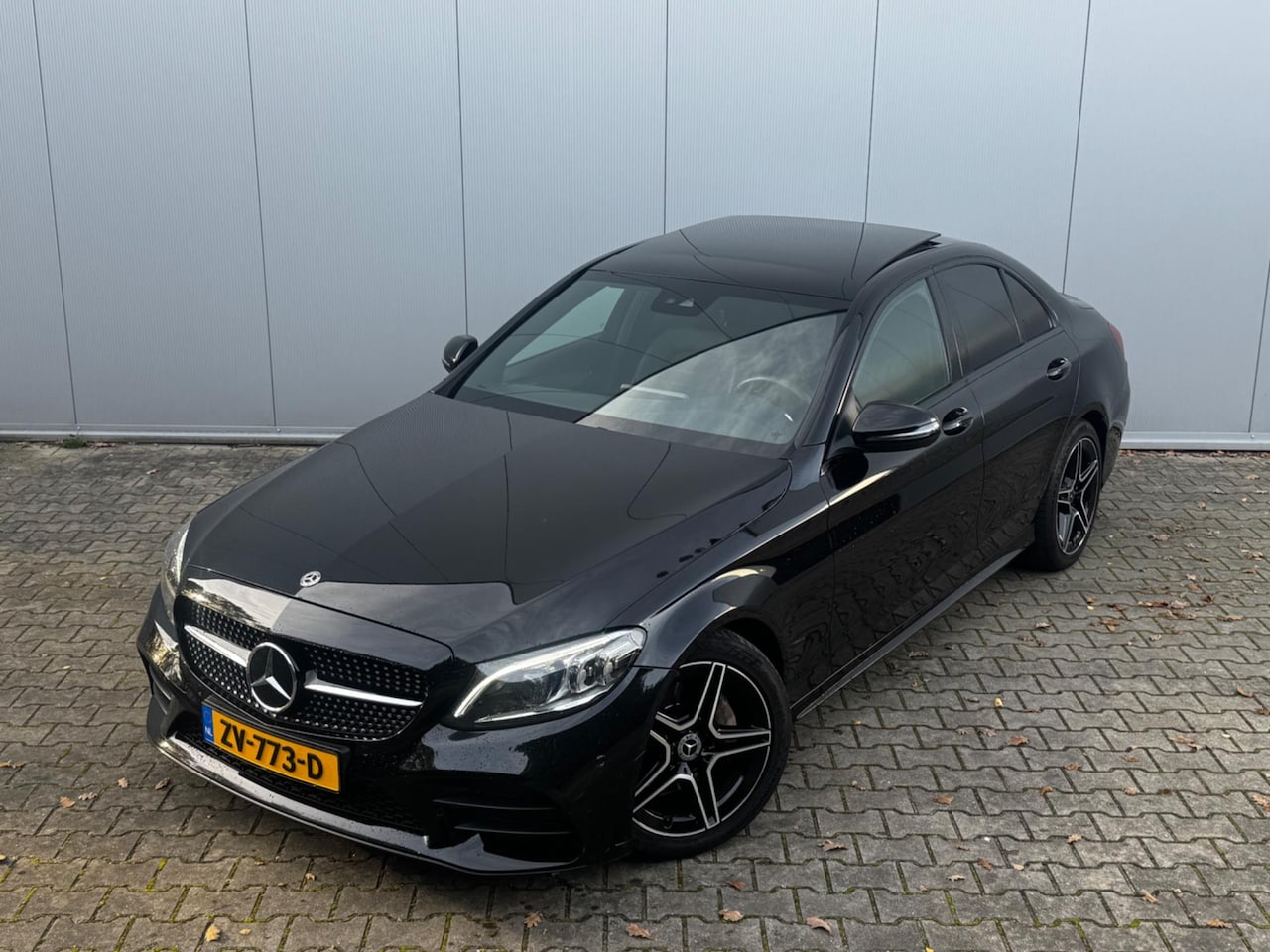 Mercedes-Benz C-klasse - C180 AMG FACELIFT PANORAMADAK VIRTUAL ORIGINEEL NEDERLANDS DEALER NAP - AutoWereld.nl
