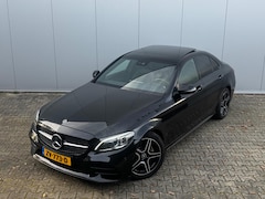 Mercedes-Benz C-klasse - C180 AMG FACELIFT PANORAMADAK VIRTUAL ORIGINEEL NEDERLANDS DEALER NAP