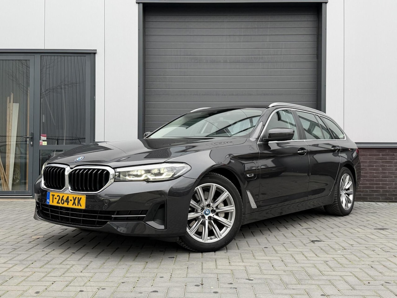 BMW 5-serie Touring - 530e Business Edition Plus 530e Business Edition Plus - AutoWereld.nl