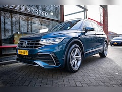 Volkswagen Tiguan - R-line 1.5 TSI 150pk Elegance | LED verl. | Panoramadak | Leder | Memory | Camera | Naviga