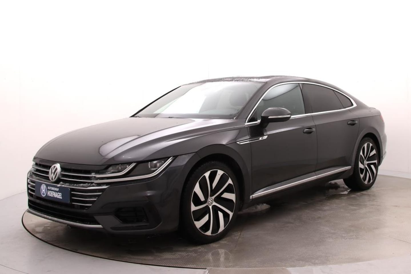 Volkswagen Arteon - 2.0 TSI Business R | Automaat | Adaptive cruise | Stoelverwarming | CarPlay | schuif kante - AutoWereld.nl