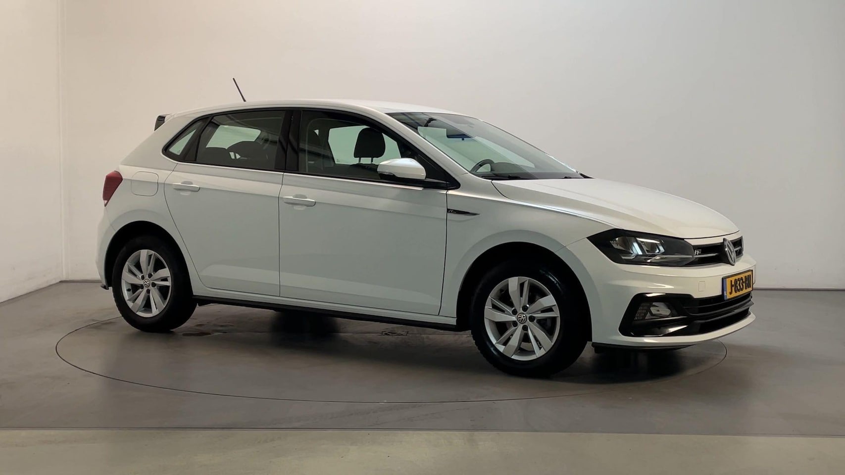 Volkswagen Polo - 1.0 TSI Comfortline R-Line Navigatie DAB+ App-Connect - AutoWereld.nl