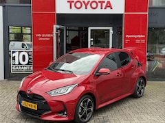 Toyota Yaris - 1.5 Hybrid 130 Executive NL-AUTO KEYLESS PRK SENSOR V+A BLIND SPOT SROEL/STUUR VERWARMING