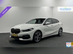 BMW 1-serie - 118i Executive Edition CARPLAY NAVI LM CRUISE CRUISE