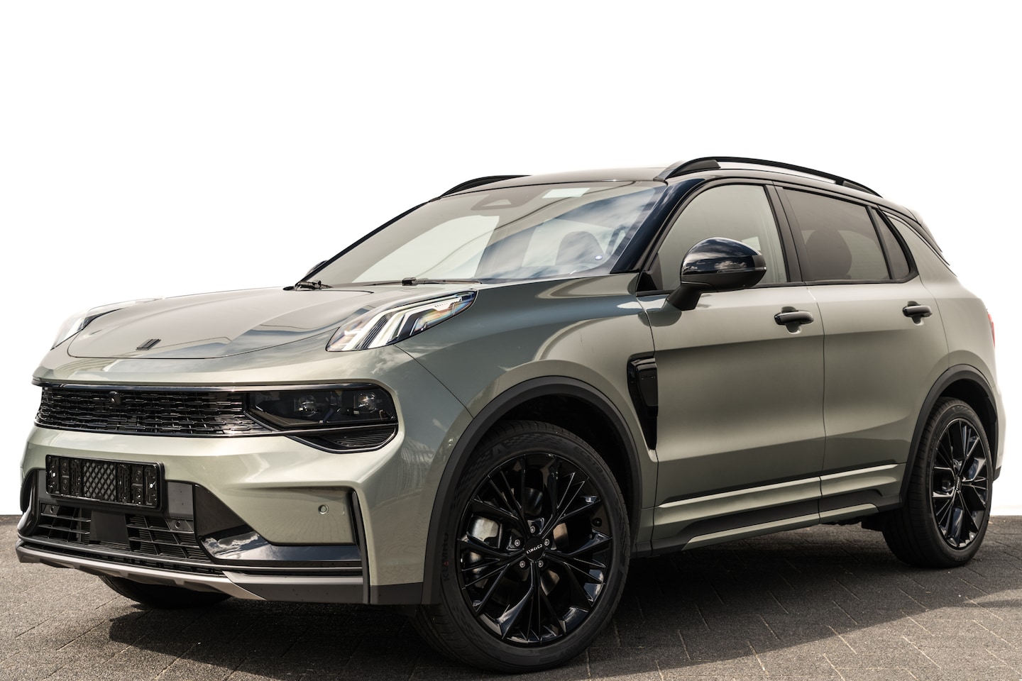 Lynk & Co 01 - 1.5 More MY25 4 Cilinder 276 Pk Plug-In Hybride I Leder I Full Options - AutoWereld.nl