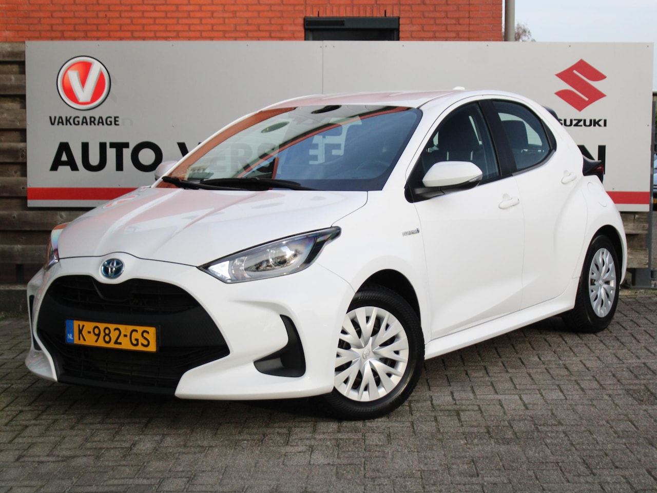 Toyota Yaris - 1.5 Hybrid Active Cruise Control Adaptief, Achteruitrijcamera, Apple Carplay/Android Auto, - AutoWereld.nl