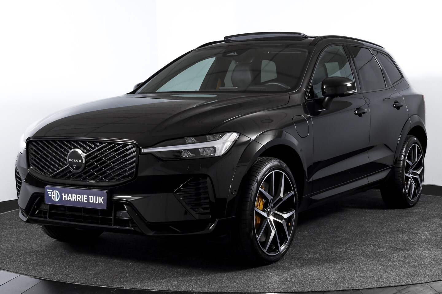 Volvo XC60 - 2.0 T8 Plug-in-hybrid AWD Polestar Engineered - Facelift MY26 | Elek. trekhaak | S/K-Panod - AutoWereld.nl