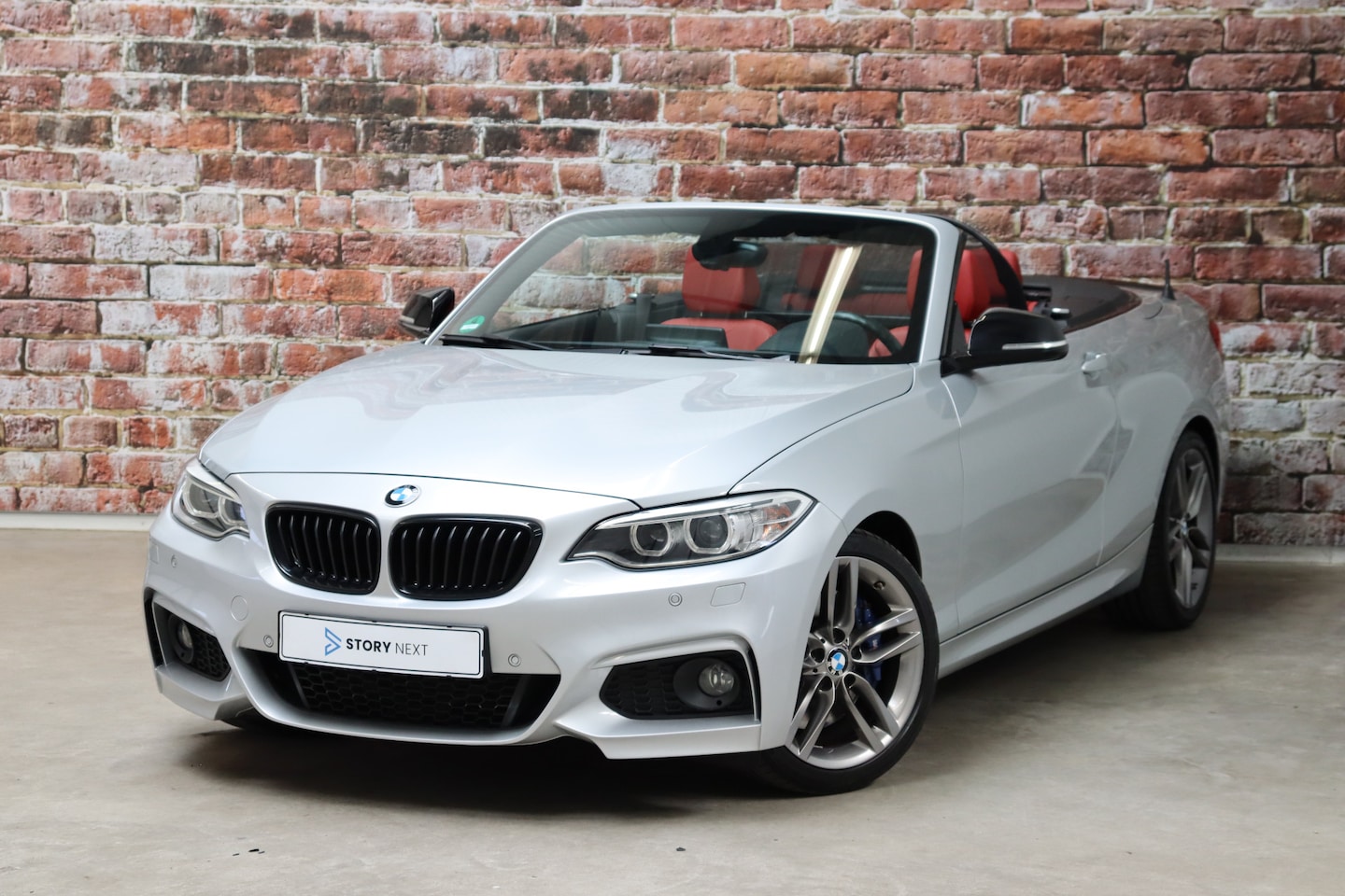 BMW 2-serie Cabrio - 228i High Executive M Sport Pakket Automaat / Navigatie Professional / Leder / 18 Inch / T - AutoWereld.nl