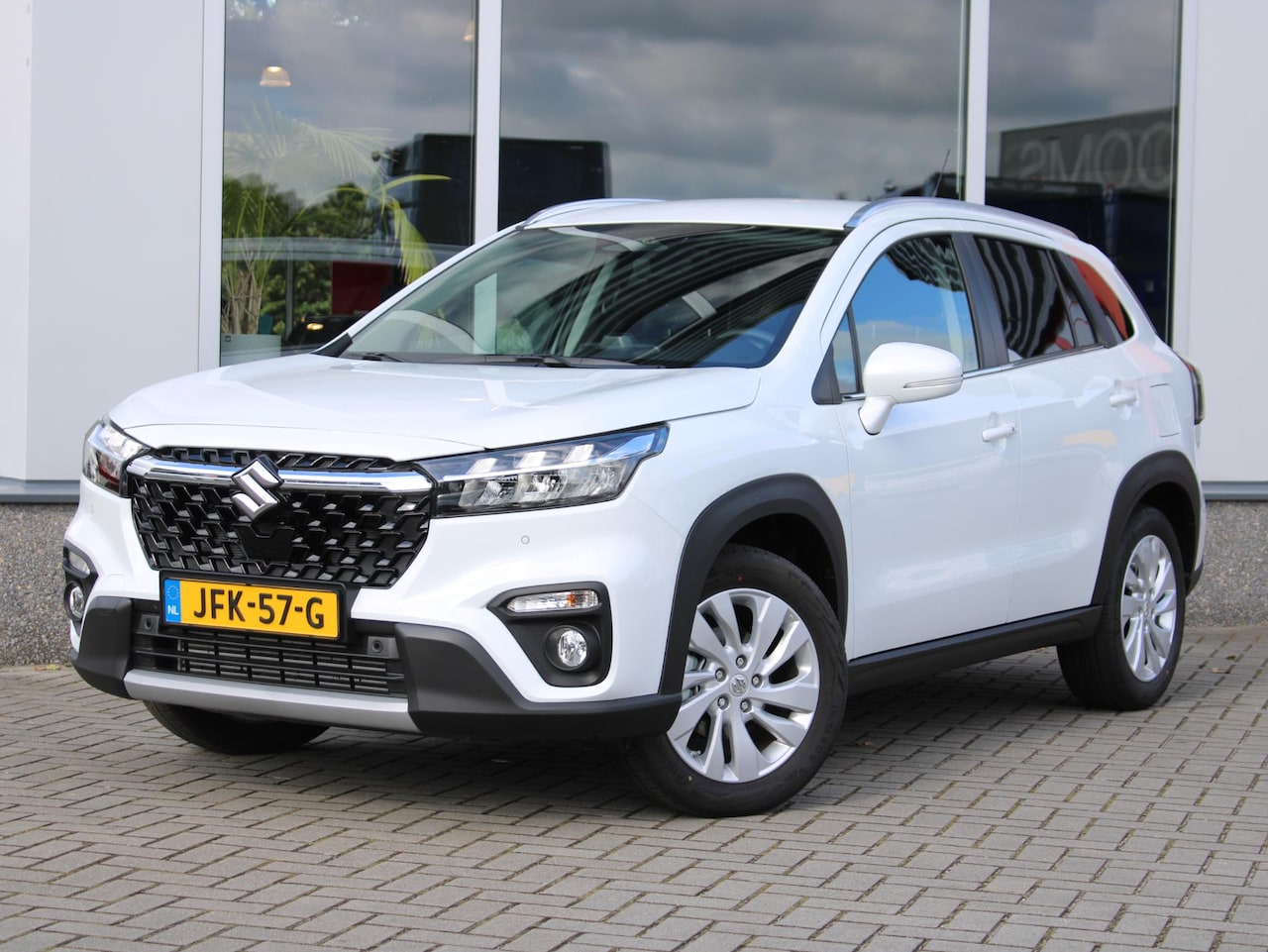 Suzuki S-Cross - 1.4 Boosterjet Select Smart Hybrid Carplay/Android Auto, Adaptieve Cruise en Climate Contr - AutoWereld.nl