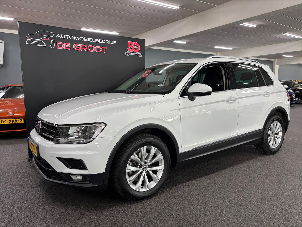 Volkswagen Tiguan - 1.5 TSI Comfortline Business / NL-auto, Eerste eigenaar, LM velgen, Cruise control, Airco - AutoWereld.nl