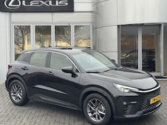 Lexus LBX - 2WD STOELVERW STUURVERW PARK-SENSOR BLIND-SPOT CARPLAY LENDESTEUN