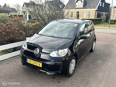 Volkswagen Up! - 1.0 BMT AIRCO BLUETOOTH ELEKTRISCH PAKKET ZEER LAGE KILOMETERSTAND NETTE AUTO