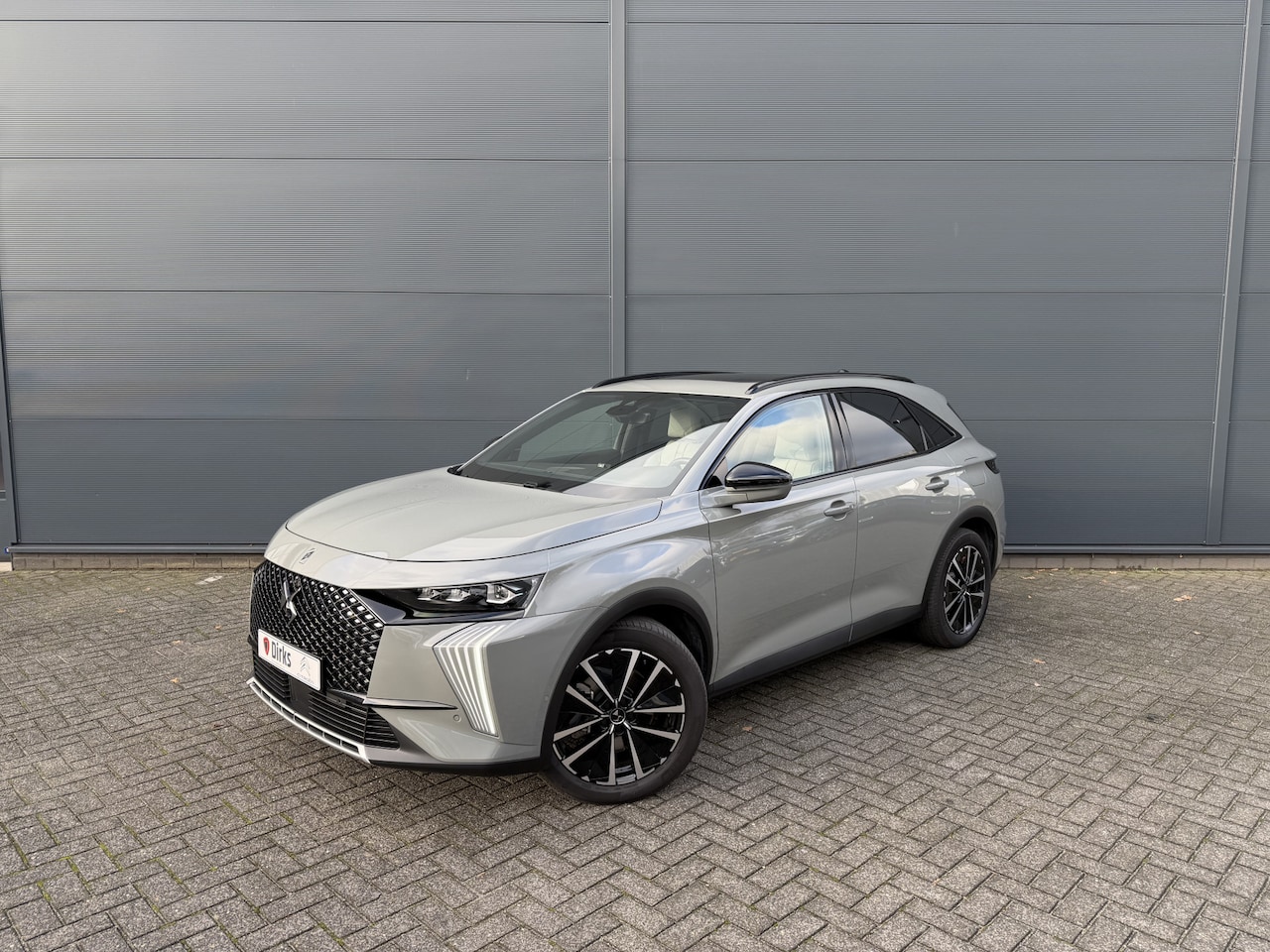 DS 7 - 225pk E-Tense Etoile (Elektrisch Schuifdak - Trekhaak - Focal Electra - NightVision - Lede - AutoWereld.nl