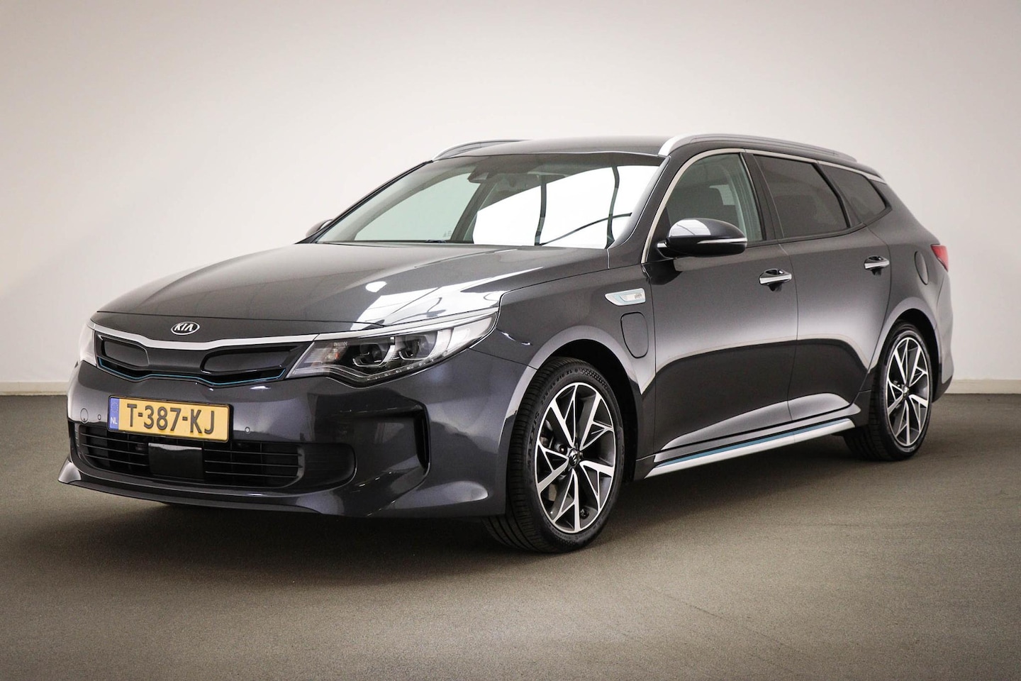 Kia Optima Sportswagon - 2.0 GDI PHEV Business DynamicLine | NAVI | STOEL/STUURVERWARMING - AutoWereld.nl