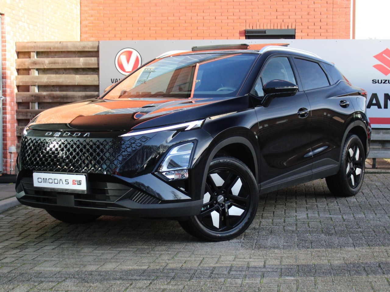 Omoda 5 - SHS 1.5 T-GDi Premium SHS, Automaat, Navigatie, Stoel vent., Applecarpl./Andr. Auto, Schui - AutoWereld.nl