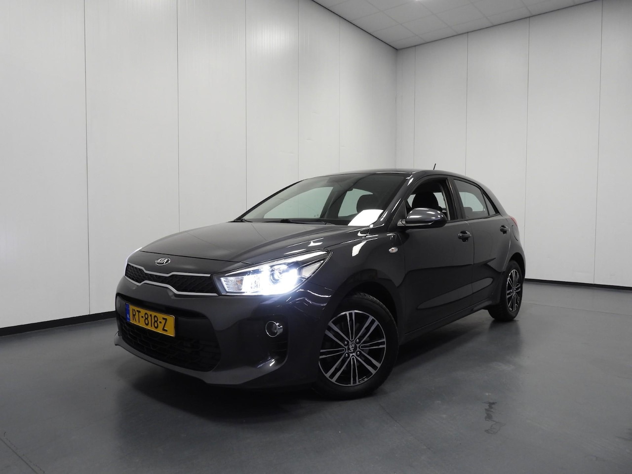 Kia Rio - 1.0 T-GDI 100PK ComfortPlusLine Navigator NAVI/CAMERA/AIRCO/15"LMV! - AutoWereld.nl
