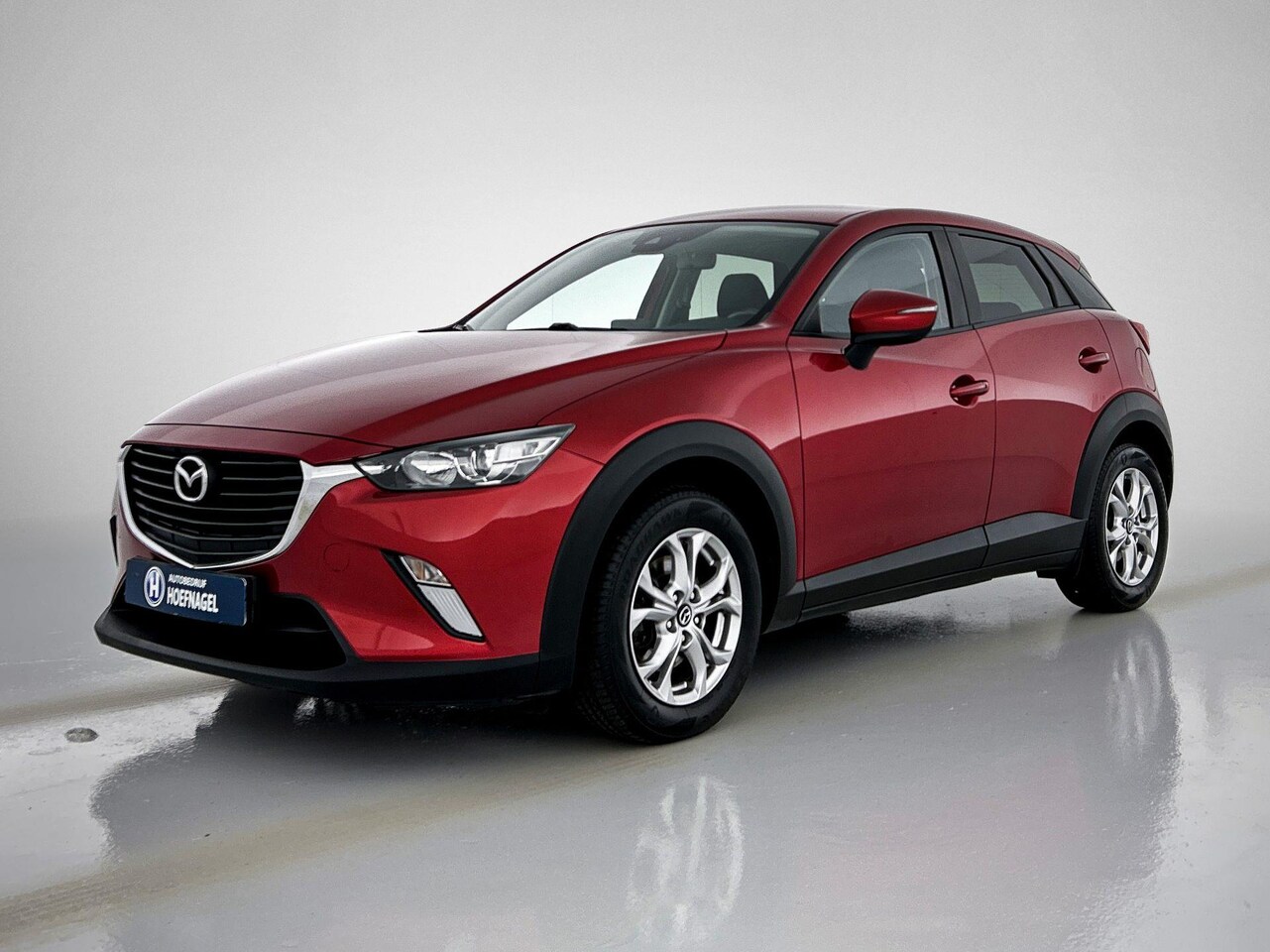 Mazda CX-3 - 2.0 SkyActiv-G 120 Dynamic | Parkeersensoren | Navigatie | Trekhaak | Stoelverwarming | Bl - AutoWereld.nl