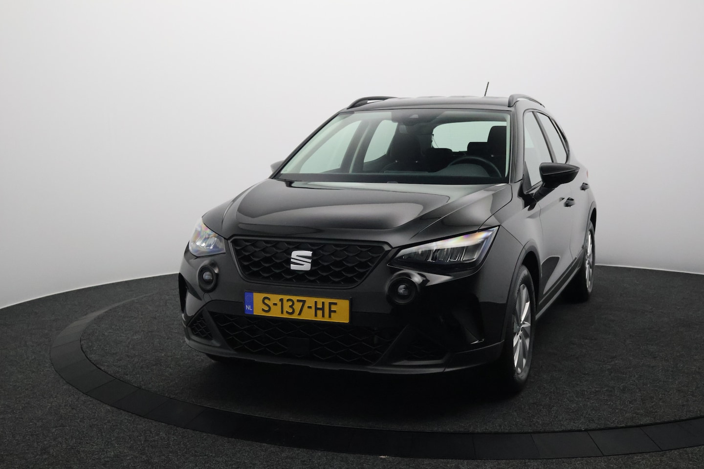 SEAT Arona - 1.0 TSI Style | Led | Carplay&Android | ClimaTronic | DAB - AutoWereld.nl
