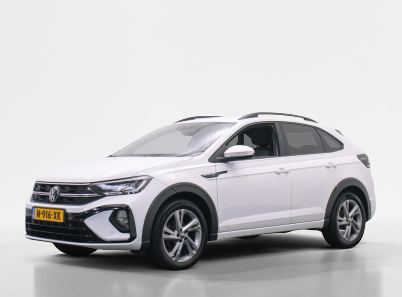 Volkswagen Taigo - 1.0 TSI R-Line | Navi | ACC | Stoelverwarming | Trekhaak - AutoWereld.nl