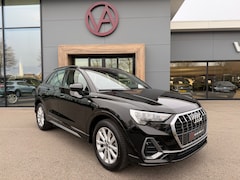 Audi Q3 - 35 TFSI 150pk S-tronic S-line | Alcantara | Keyless | Dode hoek | Elek. Achterklep | Camer