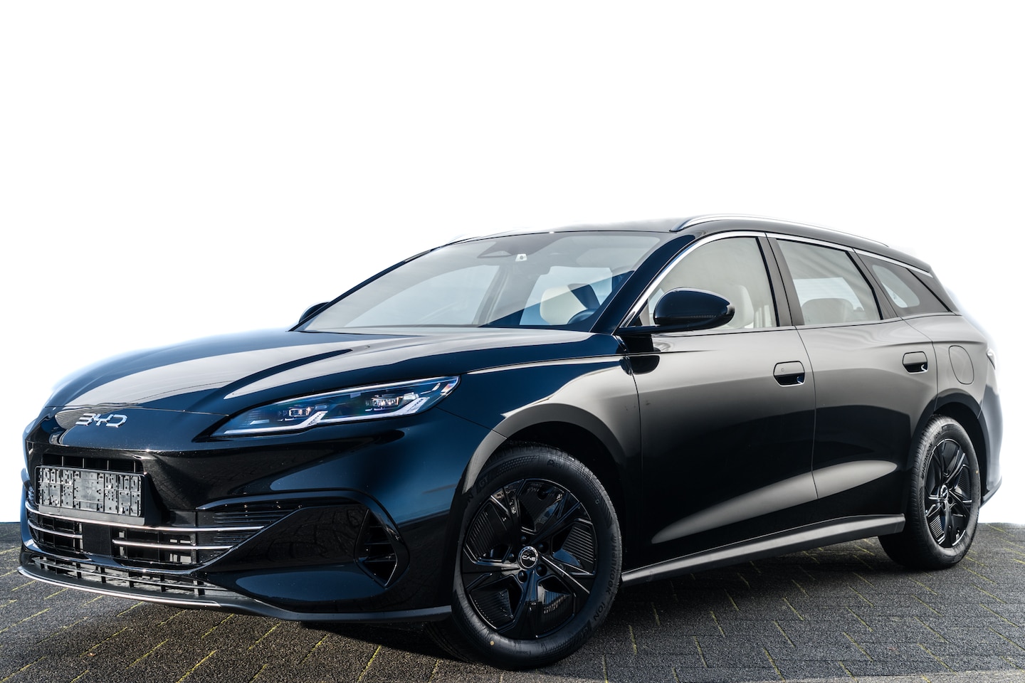 BYD SEAL 6 Touring - 1.5 DM-i 183 Pk PHEV Boost | € 3.640 korting | 1.350 WLTP | Adapt. Cruise | Keyless | Vega - AutoWereld.nl