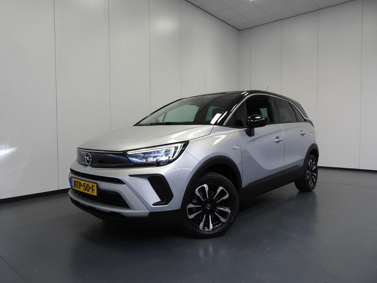 Opel Crossland - 1.2 Turbo 110PK Elegance NAVI/CAMERA/CLIMA/LED/16"LMV! - AutoWereld.nl