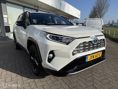 Toyota RAV4 - 2.5 Hybrid Style 12 MND BOVAG RIJKLAAR PRIJS