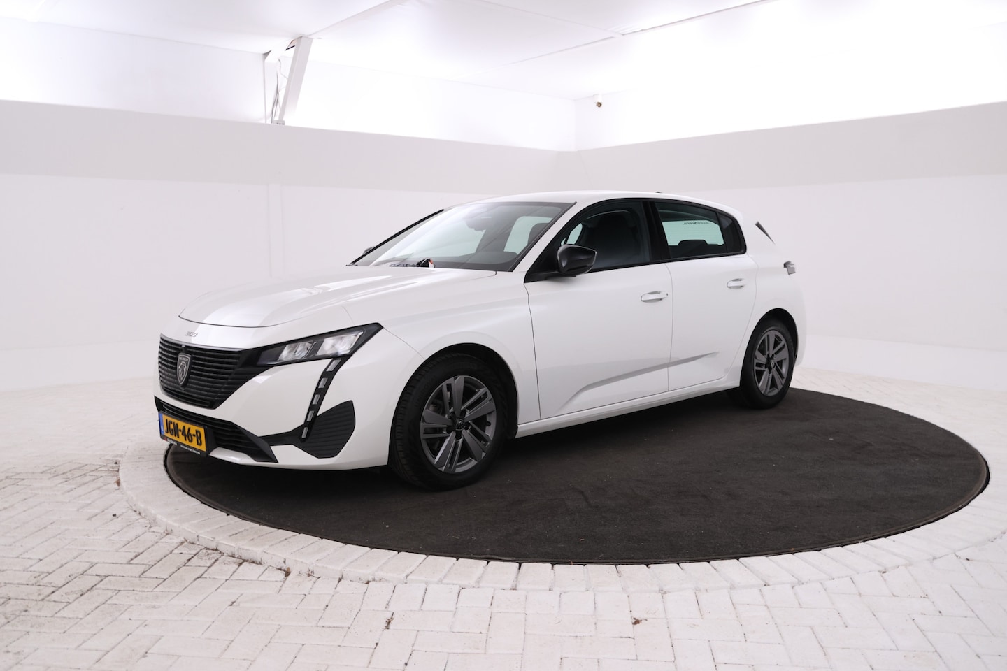 Peugeot 308 - 1.2 PureTech Active Pack Business Digital Dash, Navigatie, Automaat - AutoWereld.nl